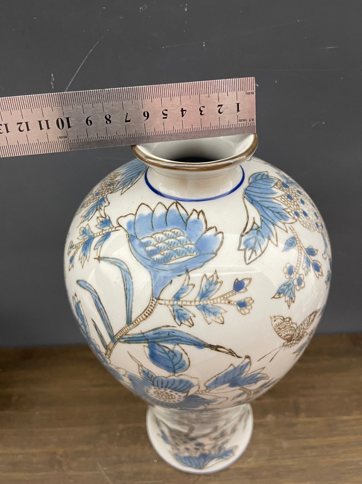 Hand-painted Blue And White Porcelain Ceramic Vases